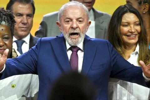 Lula diz que Brasil está protegido por reservas de US$ 350 bilhões e “Trump pode falar o que quiser”